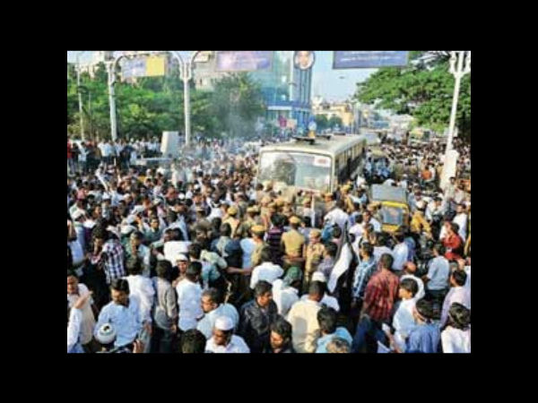 தவ்ஹீத் ஜமாஅத் போராட்டம்: ஸ்தம்பித்தது சென்னை... ஆடிப் போனது அமெரிக்க தூதரகம்!