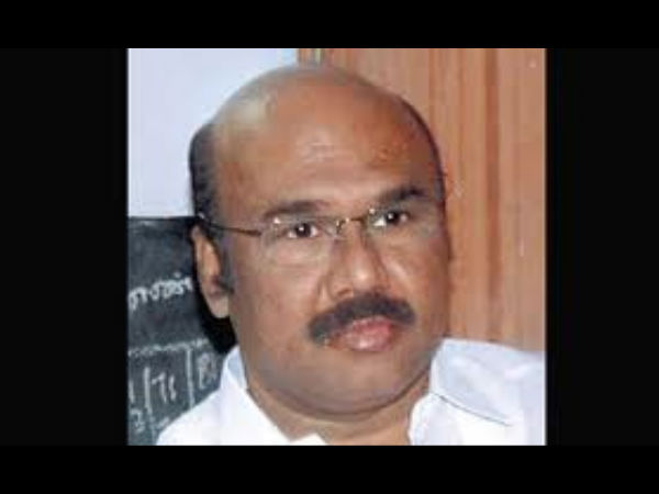 ஜெயக்குமார் ராஜினாமா