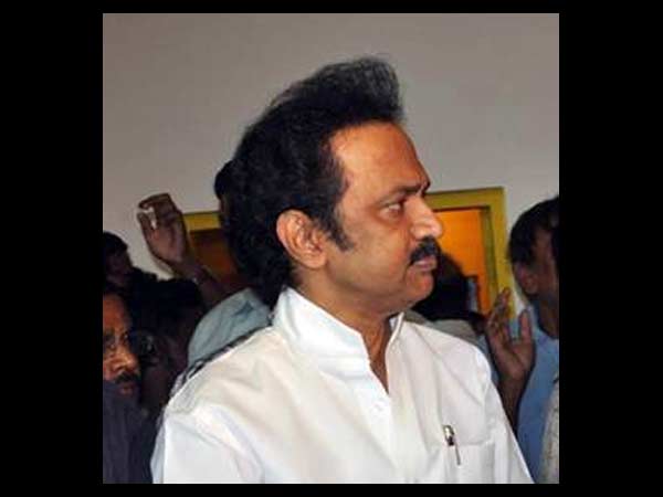 தலைவராவது எப்போ...?