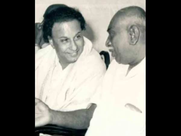 கல்விக்கு உதவியவர்