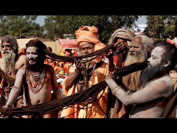 கும்பமேளா காட்சிகள்