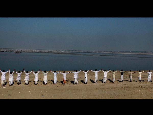 கும்பமேளா காட்சிகள்