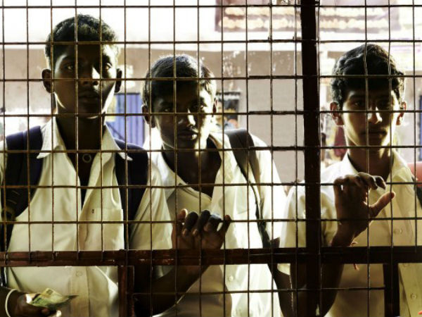 பதின் பருவத்தினர் தடுமாற்றம்