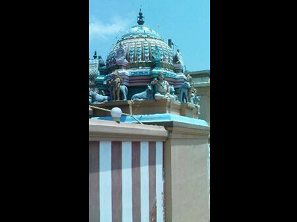 அம்பாரையில் 11 கோவில்கள் அம்பாரையில் 11 கோவில்கள்