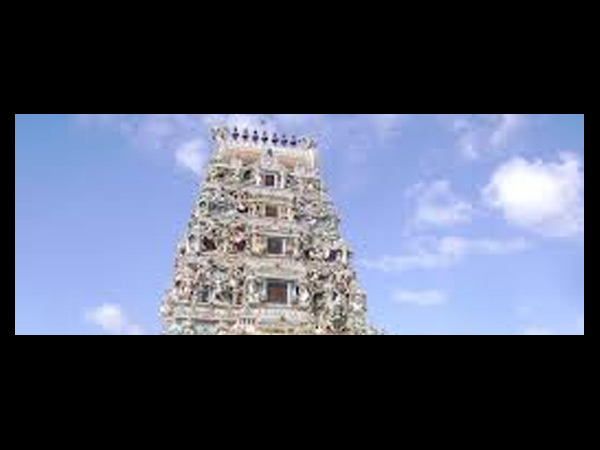 வவுனியாவில் 12 கோவில்கள் வவுனியாவில் 12 கோவில்கள்