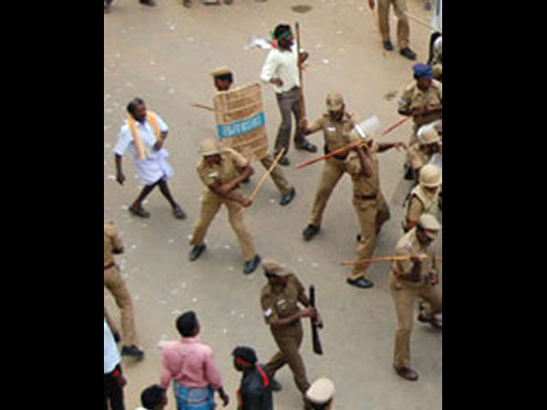 ஜாதி மோதல்களை தடுக்கவேண்டும்