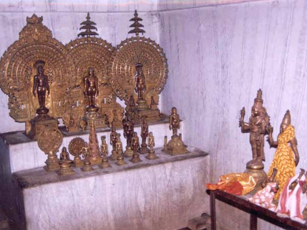 குடுகுடுப்பைக் காரர் சொல்லிட்டாரே!