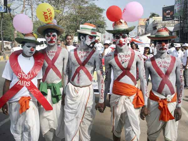 எச்ஐவி பரவும் அபாயம்