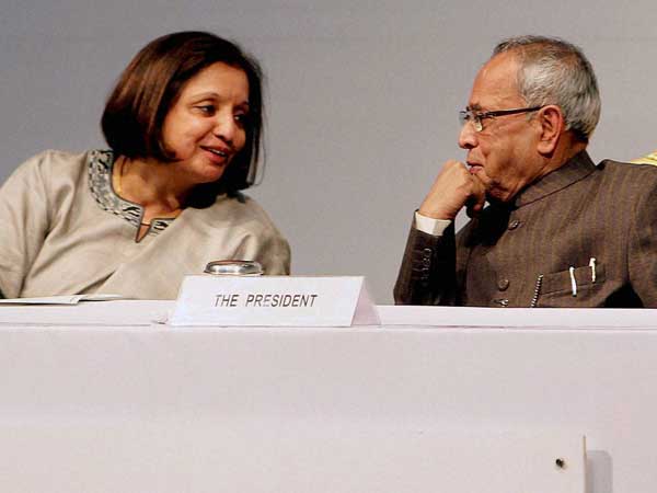 மின்னல் வேகத்தில் செயல்படும் பிரணாப்