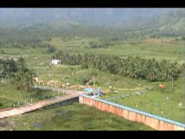 தமிழக அரசு நிர்பந்திக்க வேண்டும் தமிழக அரசு நிர்பந்திக்க வேண்டும்