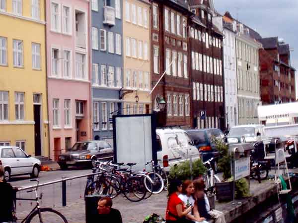 2வது சந்தோஷமான நாடு டென்மார்க்