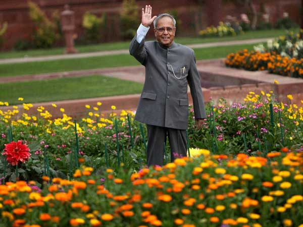 பிரணாப் முகர்ஜி அழைப்பு 