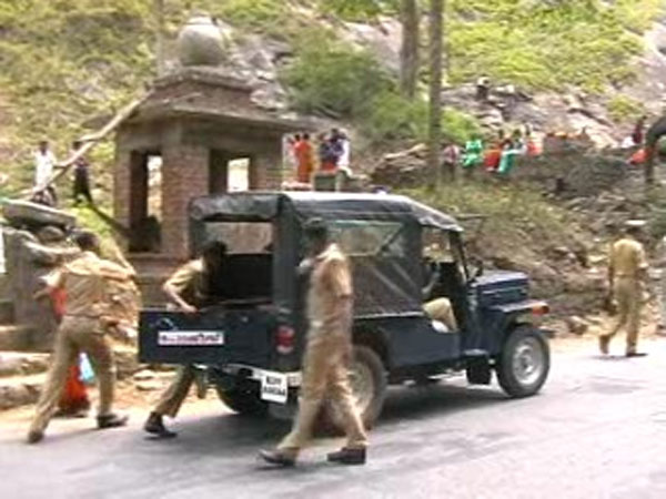 கேரள அரசின் கட்டுப்பாடு