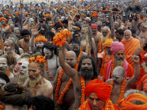 தினசரி லட்சக்கணக்கானோர்