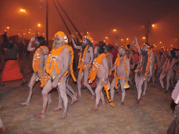 நிர்வாண சாமியார்கள்