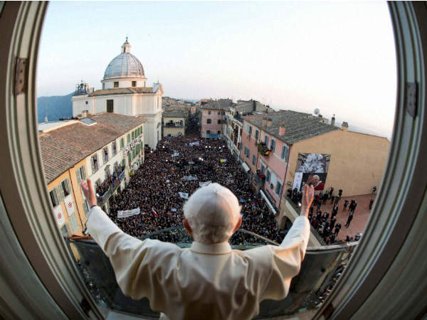 வாக்கு சீட்டுகள் எரிப்பு: