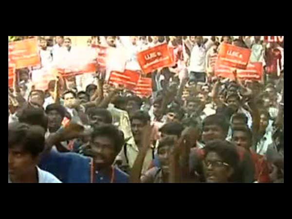 சென்னையில் அமைதி ஊர்வலம்