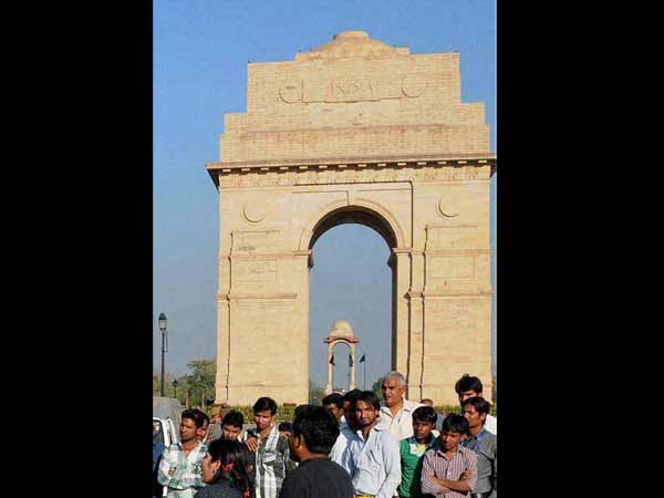 அமெரிக்காவுக்கு பறக்க விரும்பும் 1 கோடி இந்தியர்கள்