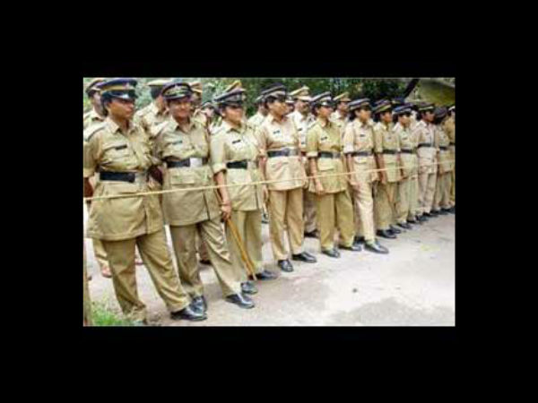 அனைத்து மகளிர் காவல் நிலையம் 499தான்