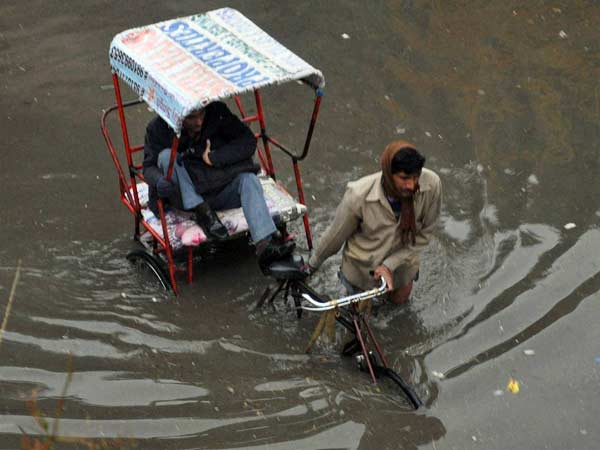 ஏகப்பட்ட பஞ்சாயத்துக்கள்