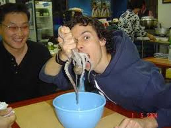 ‘லைவ் ஆக்டோபஸ்’....