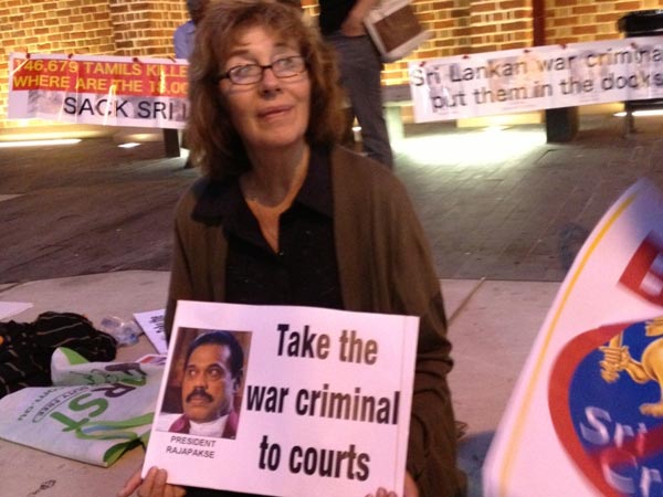 3 அம்ச கோரிக்கைகளை வலியுறுத்தி உண்ணாவிரதம் 3 அம்ச கோரிக்கைகளை வலியுறுத்தி உண்ணாவிரதம்