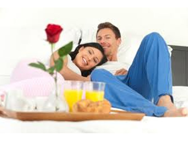 மெல்லிய புன்னகை