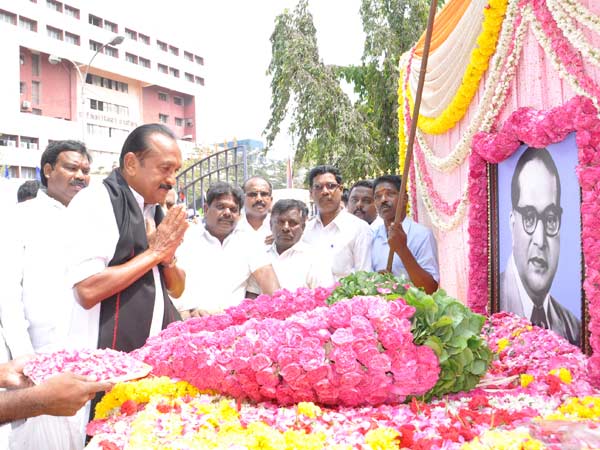 வைகோ மலர் அஞ்சலி வைகோ மலர் அஞ்சலி