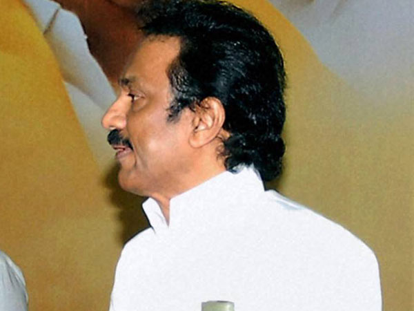 மு.க.ஸ்டாலின் மாலை மு.க.ஸ்டாலின் மாலை