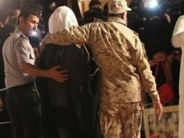 அழகாக இருப்பது ஒரு குற்றமா?