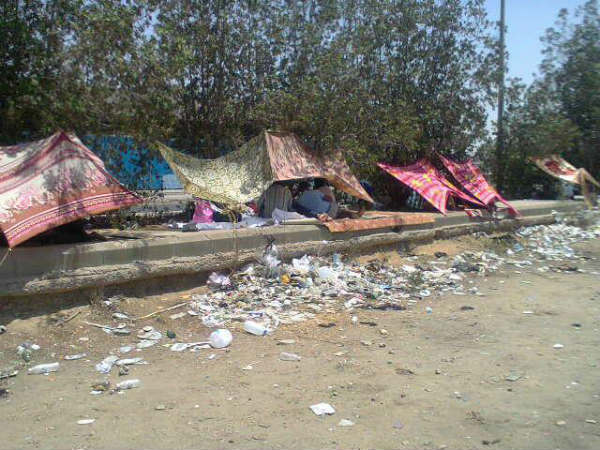 1000 தமிழர்கள்...