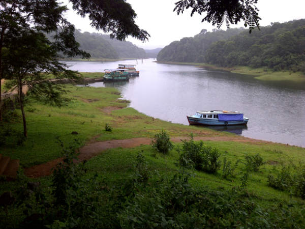 Kerala refuses to allow TN official, families to visit Mullai periyaru dam Kerala refuses to allow TN official, families to visit Mullai periyaru dam