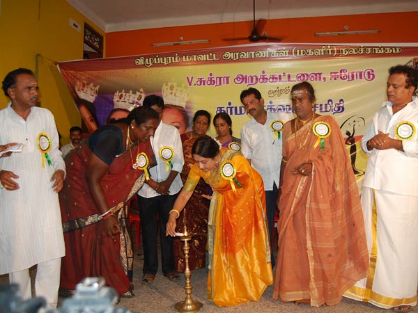 விழுப்புரம் மாவட்ட அரவாணிகள் நல சங்கம்... விழுப்புரம் மாவட்ட அரவாணிகள் நல சங்கம்...