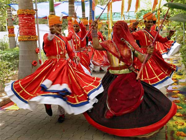 கிழக்கு இந்தியக் கிராமிய நடனங்கள்...