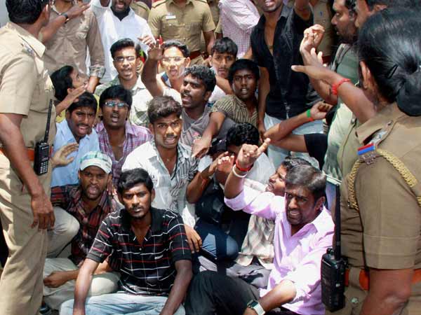 போராட்டமும் விழிப்புணர்வும்