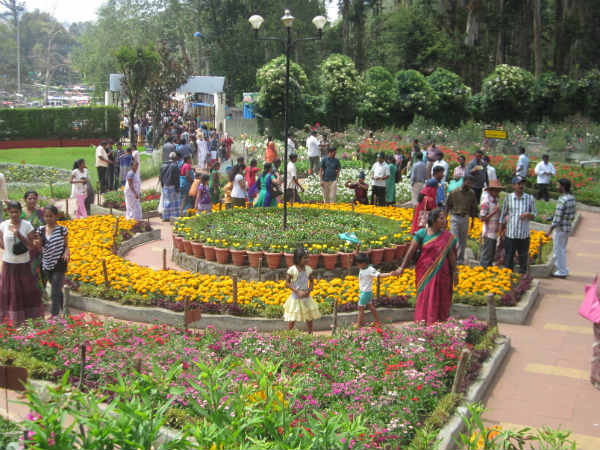 பிரையன்ட் பூங்காவில் பிரமாதக் கூட்டம்