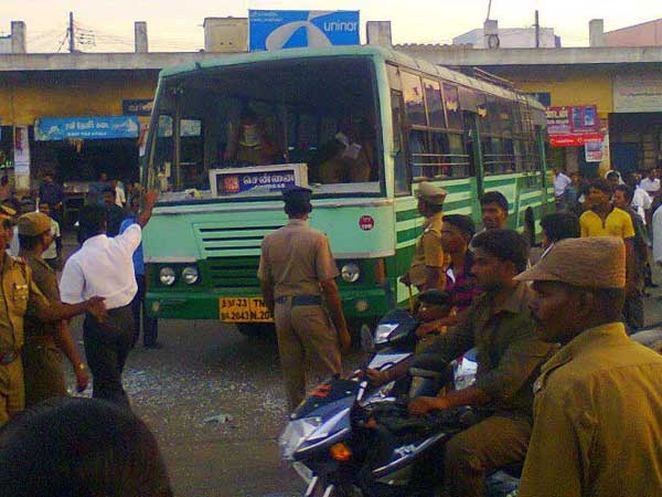 சட்ட விரோதச் செயல்களில் பாமக