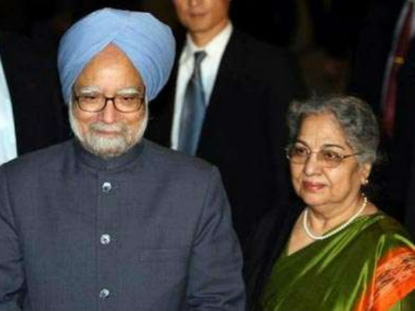 மனைவியிடம் இருப்பது எவ்வளவு?