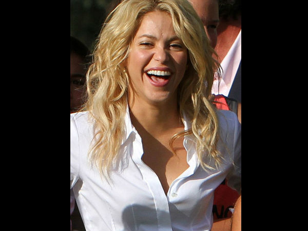 சோபியா, ஷகீராவை நினைச்சு