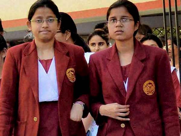 2வது இடத்தில் 52 பேர் 2வது இடத்தில் 52 பேர்