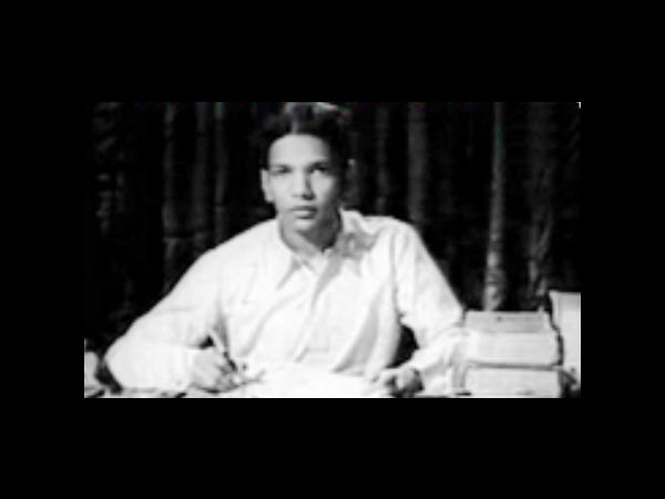 பள்ளிப் பிராயத்திலேயே