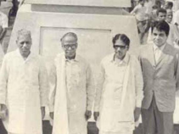 துறைமுகத்தில்
