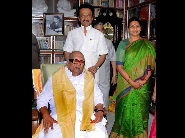 சினிமாவில் 6