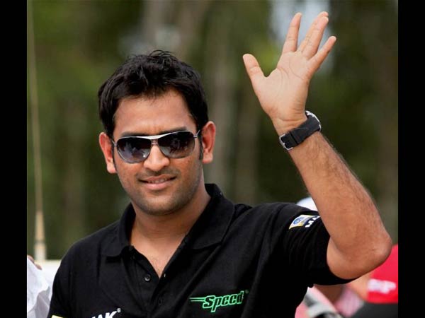 16வது இடத்தில் டோணி