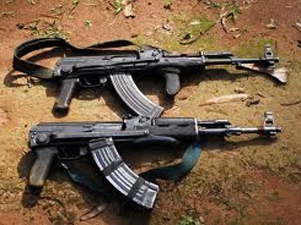 ஏ.கே.47 துப்பாக்கியைக் கொடுத்தவர்