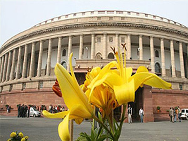 யார் வேண்டுமானாலும் யாருக்கு வேண்டுமானாலும்