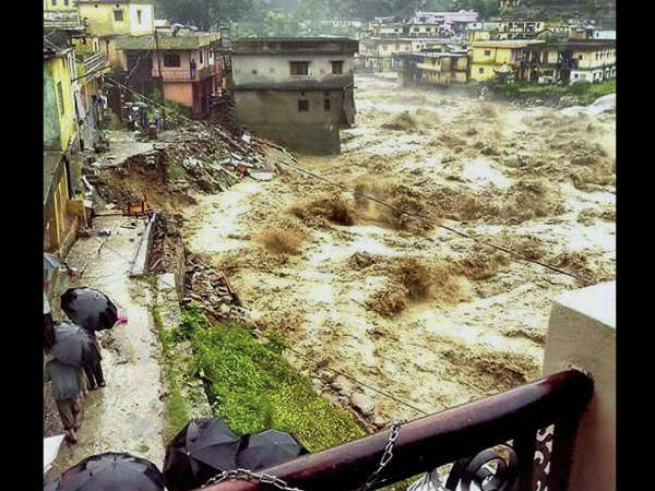 வரலாறு காணாத பேரழிவு