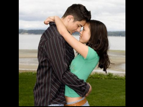 அன்பான அணைப்பு அன்பான அணைப்பு