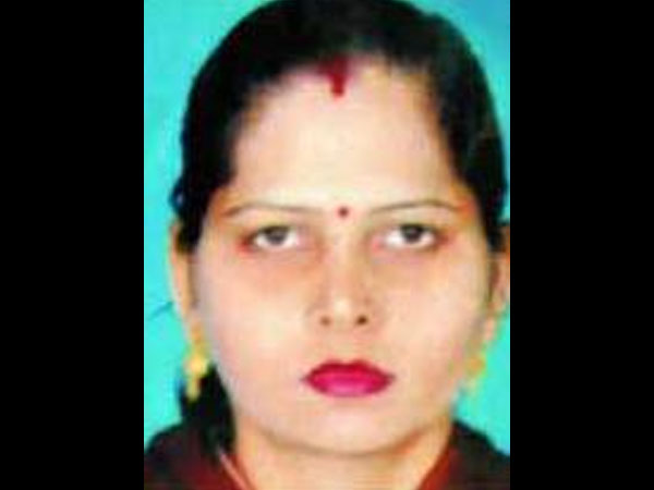 மனைவியின் கள்ளத் தொடர்புகள்
