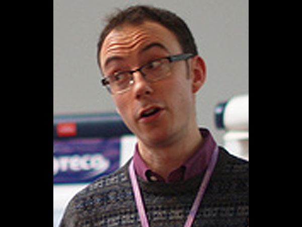 என் கிட்டதானே சாவி இருக்கு...!